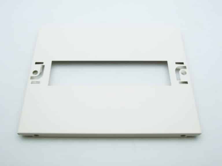 03214 – Plastron modulaire 4 modules, L = 250 mm