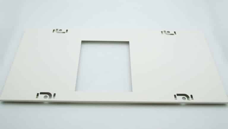 03281 – Plastron pour INS-INV630 vertical, fixe, commande maneton, L = 250 mm