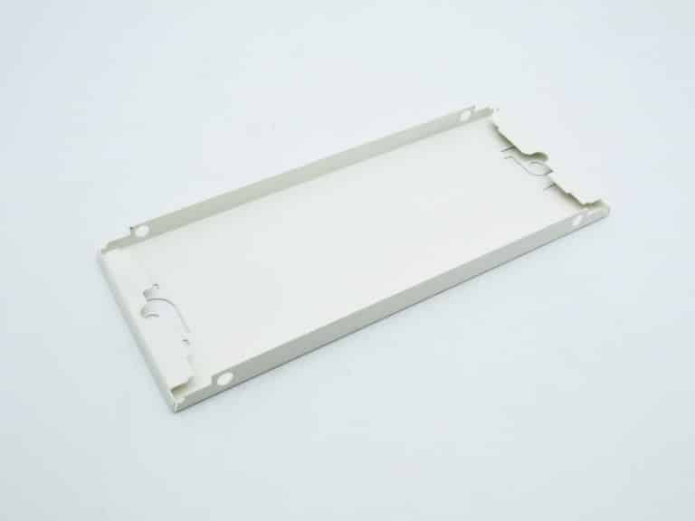 03812 – Plastron plein, 2 modules, L = 250 mm