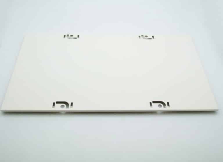 03817 – Plastron plein, 9 modules, L = 250 mm