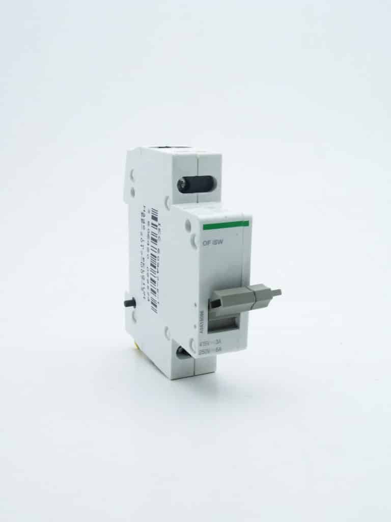 A9A15096 – Acti9, iSW contact auixiliaire OF pour interrupteur iSW 3A 415VCA – 6A 250VCA