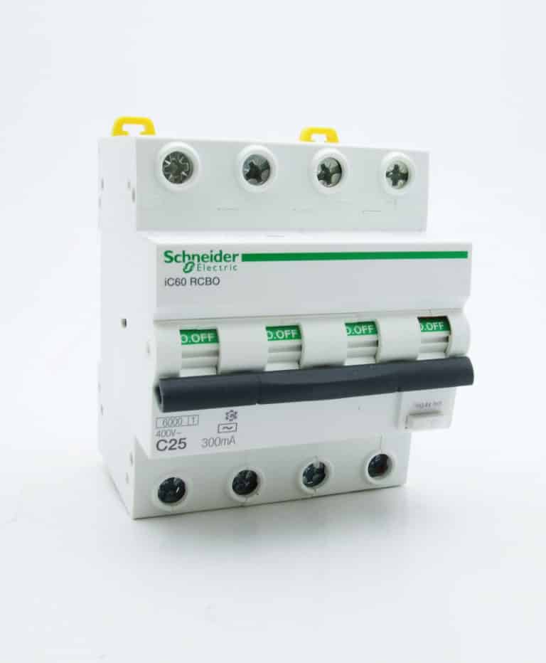A9D55425 – Act9 iC60 RCBO – disjoncteur differentiel – 4P – 25A – 300mA – C – 6kA – type AC
