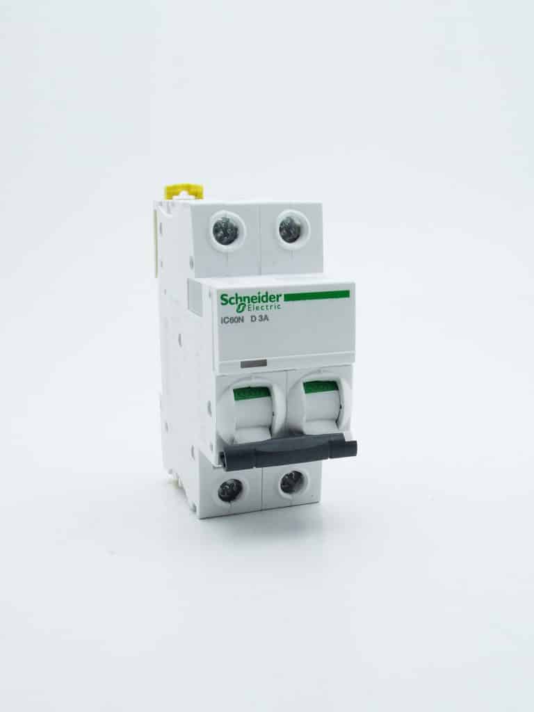 A9F75203 – Acti9, iC60N disjoncteur 2P 3A courbe D