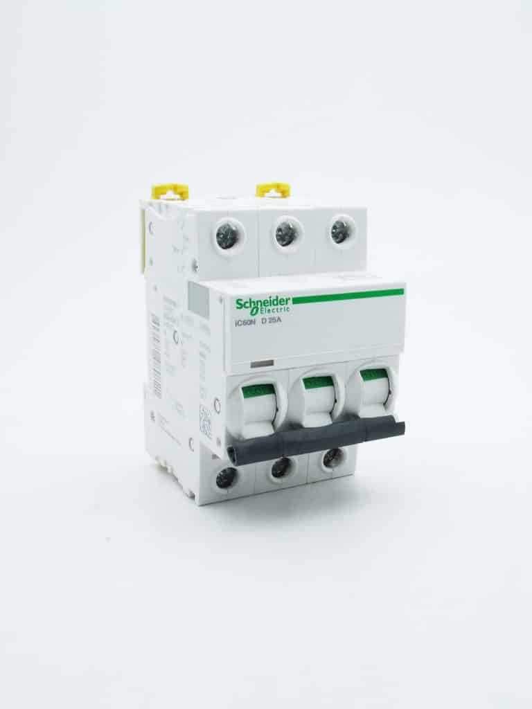 A9F75325 – Acti9, iC60N disjoncteur 3P 25A courbe D