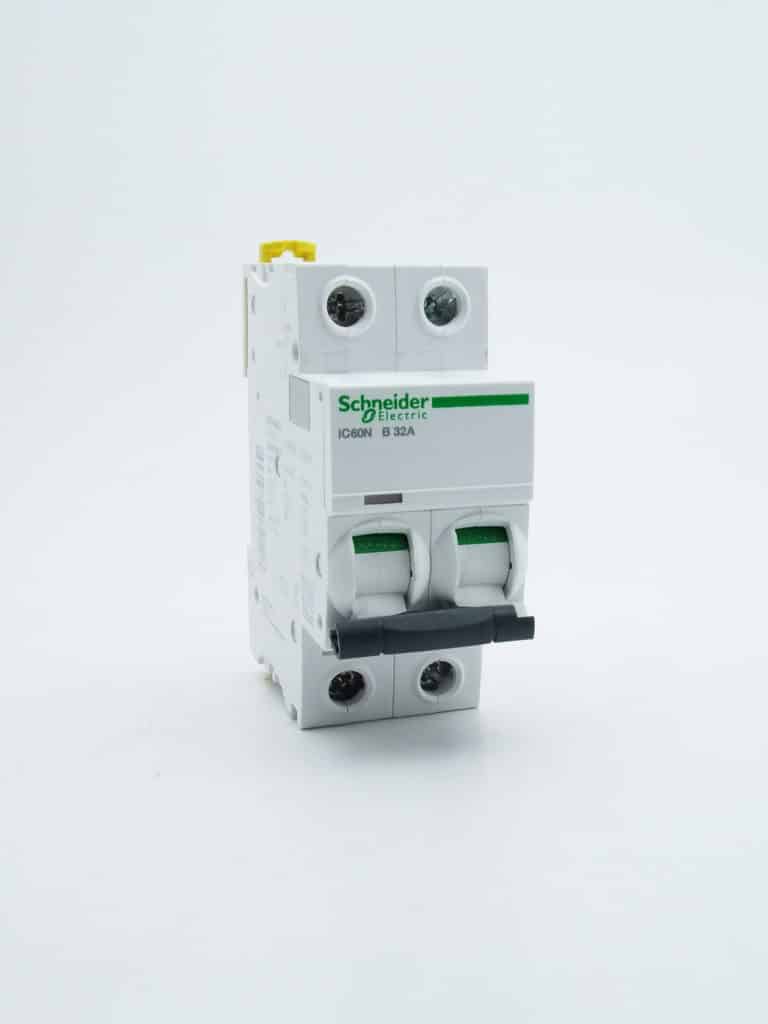 A9F76232 – Acti9, iC60N disjoncteur 2P 32A courbe B