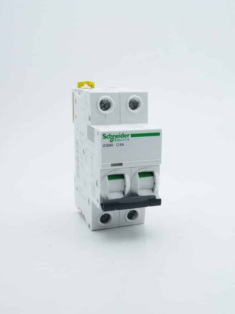 A9F87206 – Acti9, iC60H disjoncteur 2P 6A courbe C