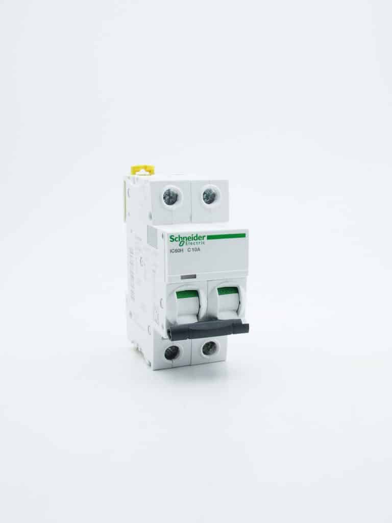 A9F87210 – Acti9, iC60H disjoncteur 2P 10A courbe C