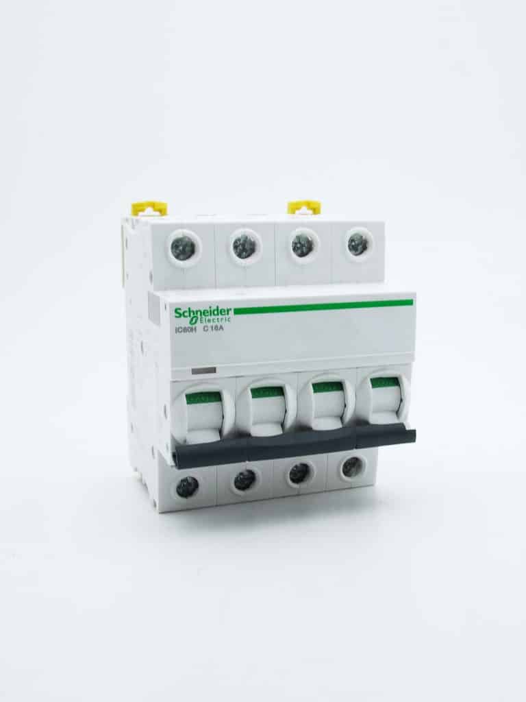 A9F87416 – Acti9, iC60H disjoncteur 4P 16A courbe C