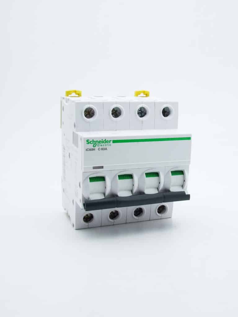 A9F87463 – Acti9, iC60H disjoncteur 4P 63A courbe C