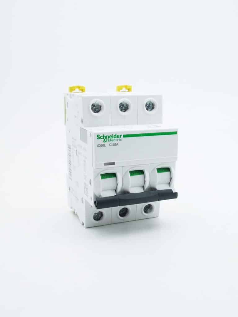 A9F94325 – Acti9, iC60L disjoncteur 3P 25A courbe C