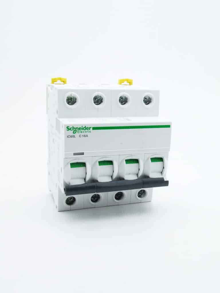 A9F94416 – Acti9, iC60L disjoncteur 4P 16A courbe C