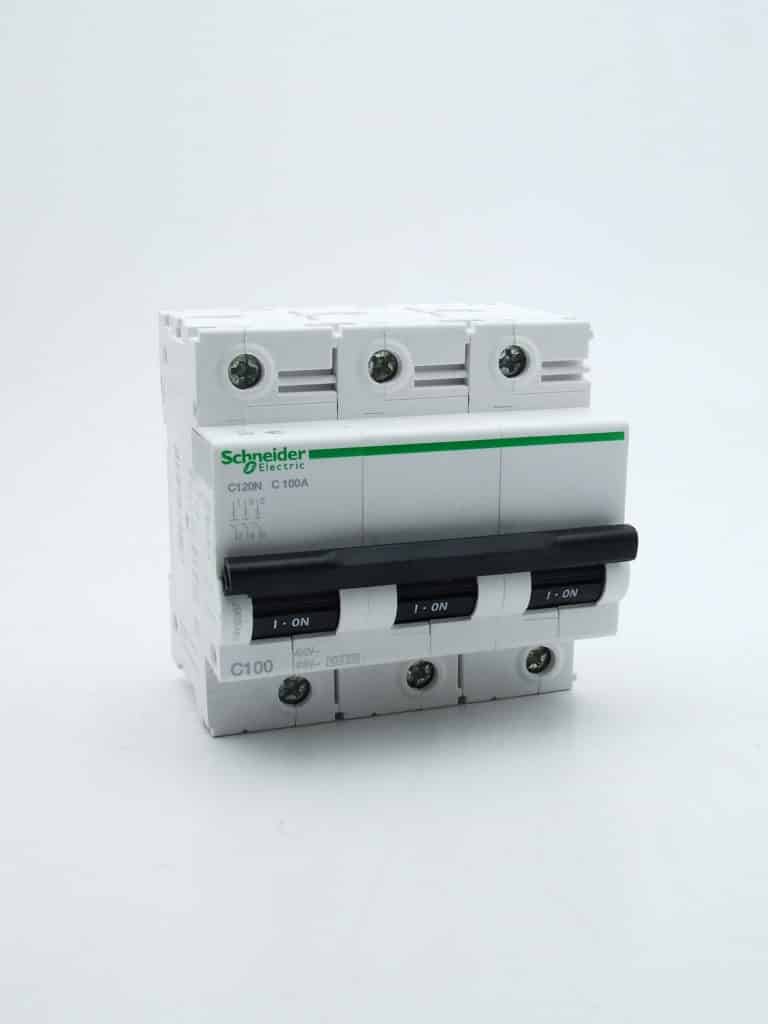 A9N18367 – Disjoncteur C120N 3P 100 A, courbe C, 10 kA