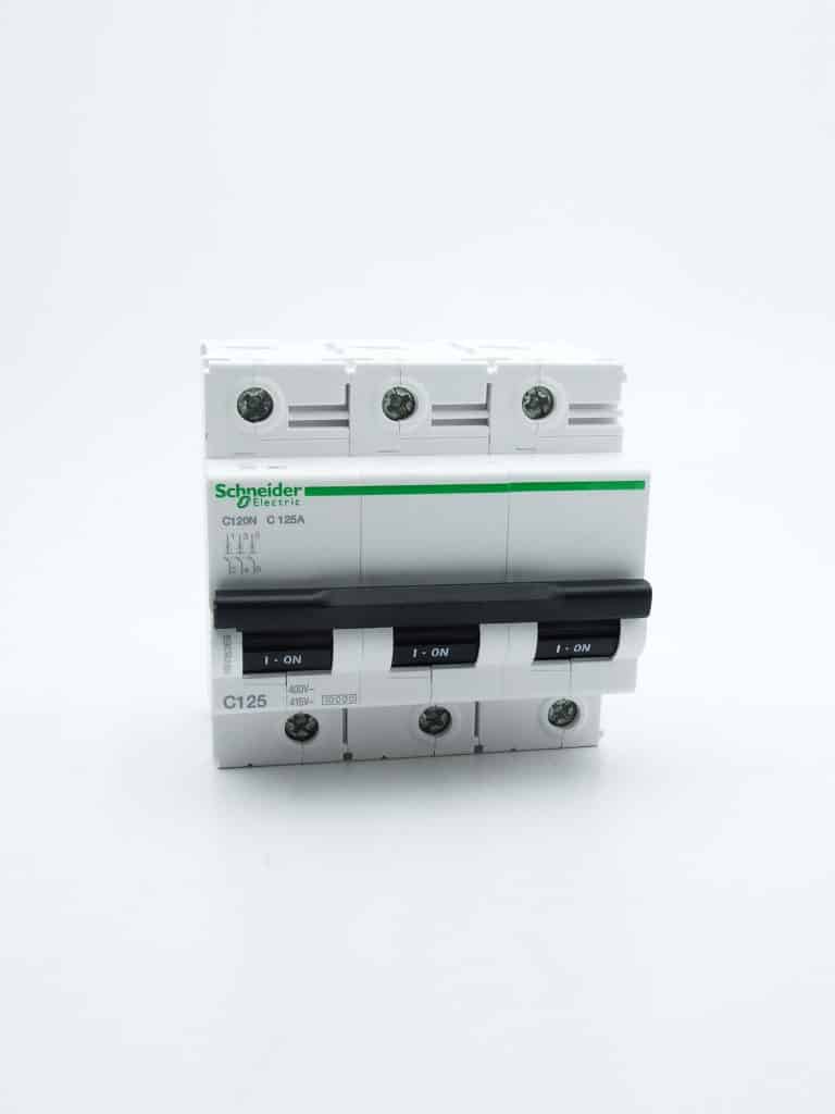 A9N18369 – Disjoncteur C120N 3P 125 A, courbe C, 10 kA
