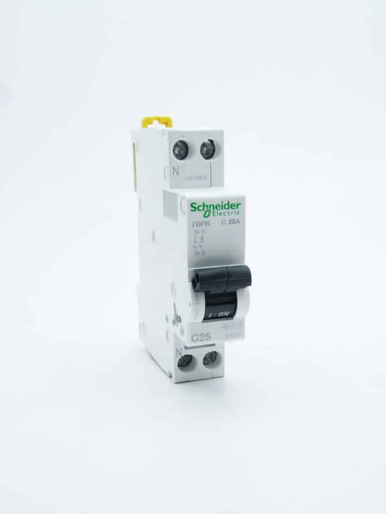 A9N21106 – Prodis DT40K- disjoncteur – 1P+N – 25A – courbe C – 4,5 kA