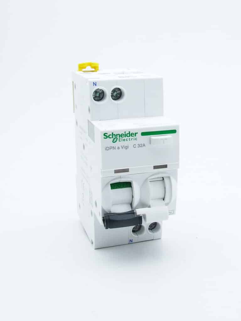 A9N21205 – ProDis DT40 Vigi K – disj. différentiel 4,5kA 1P+N courbe C 32A – type AC 30mA