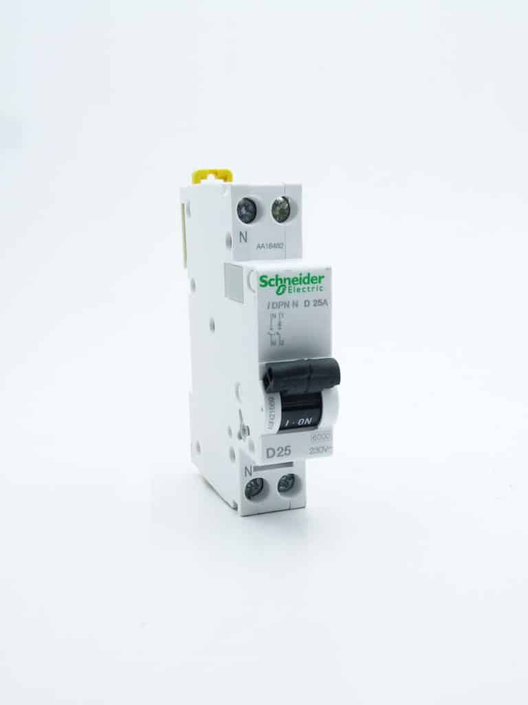 A9N21378 – Prodis DT40N – disjoncteur – 1P+N – 25A – courbe D