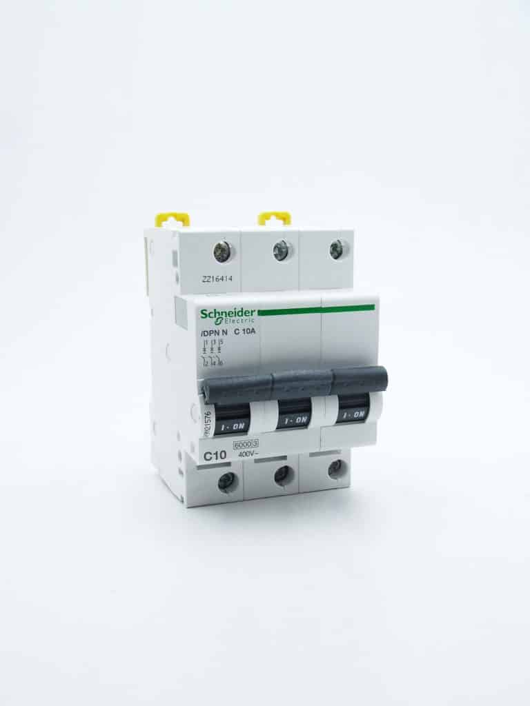 A9N21385 – Prodis DT40N – disjoncteur – 3P – 10A – courbe C – 10kA