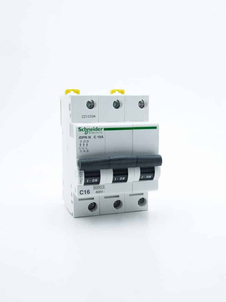 A9N21386 – Prodis DT40N – disjoncteur – 3P – 16A – courbe C – 10kA