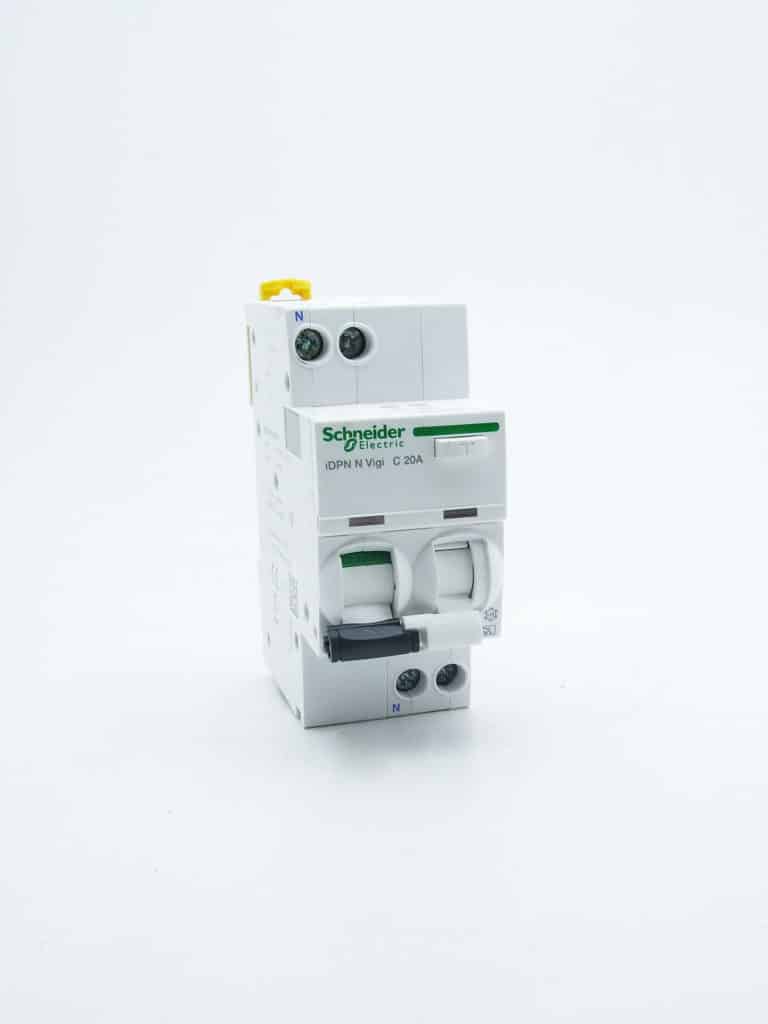 A9N21448 – ProDis DT40 Vigi disjoncteur différentiel 1P+N 20A, type Asi, 30mA courbe C, 6kA
