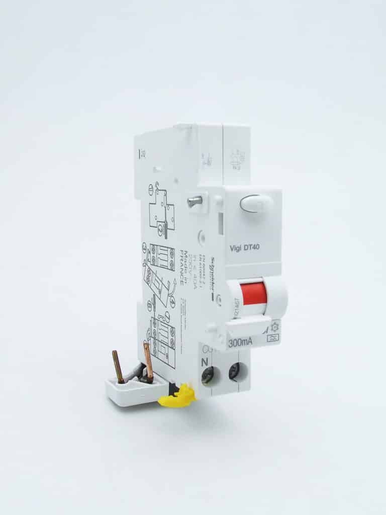 A9N21457 – Prodis, Vigi DT40 bloc différentiel 1P+N 40A 300mA instantané type A si 230VCA