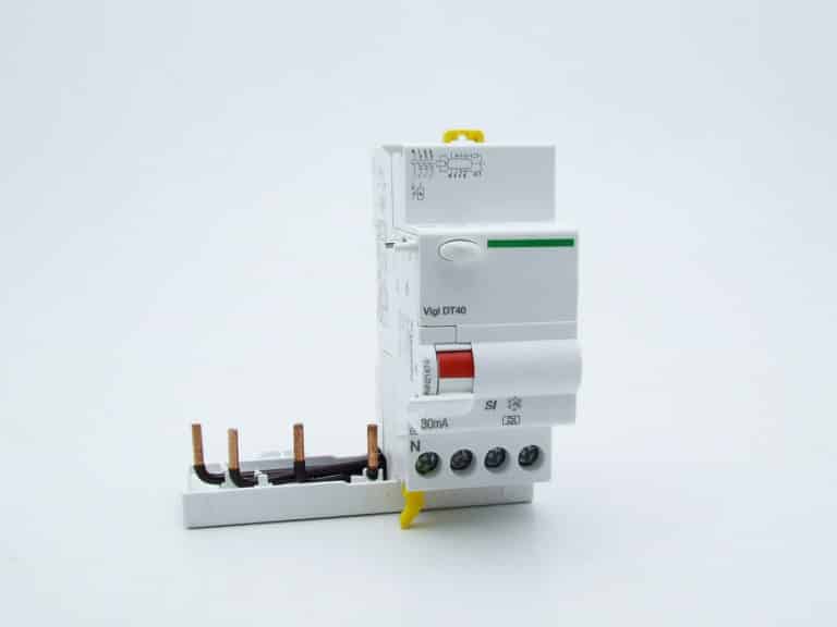 A9N21474 – ProDis vigi DT40 si – bloc différentiel – 3P+N 25A 30mA instanta type A 400-415V