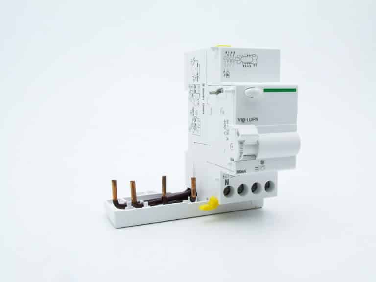 A9N21475 – ProDis Vigi DT40 si – bloc différentiel 3P+N 25A 300mA instantané typeA 230-415V