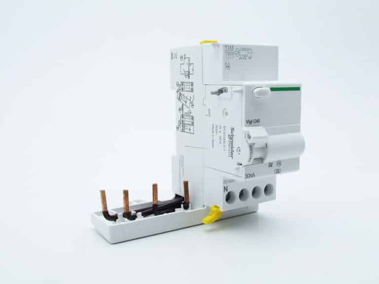 A9N21476 – ProDis vigi DT40 si – bloc différentiel – 3P+N 40A 30mA instanta type A 400-415V