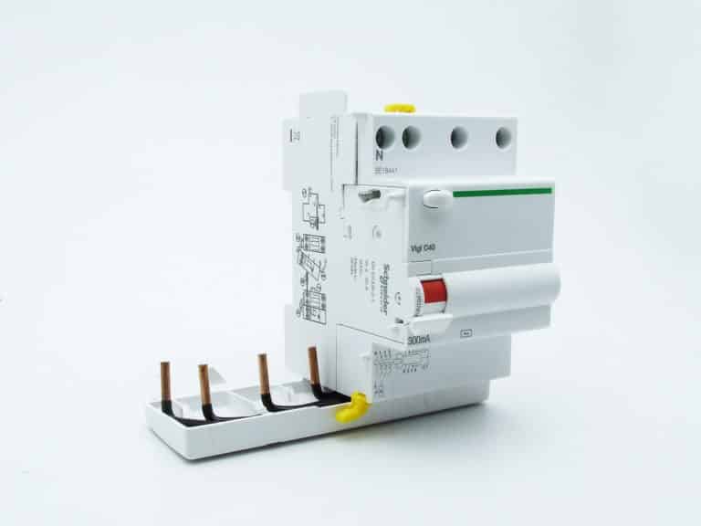 A9N21491 – ProDis Vigi TG40 – bloc différentiel 3P+N 25A 300mA instantané type AC 230-415V