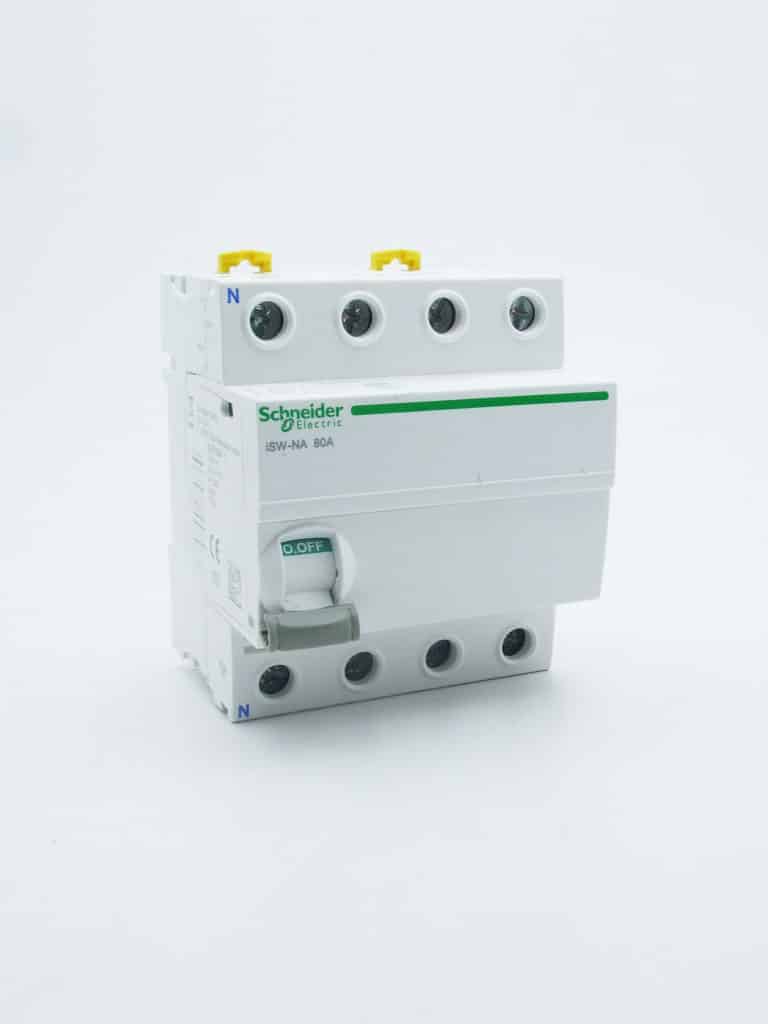 A9S70780 – Acti9, iSW-NA interrupteur-sectionneur 4P 80A 415VCA