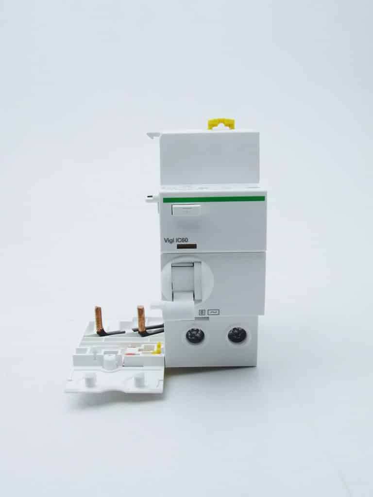 A9V19263 – Acti9, Vigi iC60 bloc différentiel 2P 63A 1000mA sélectif type AC