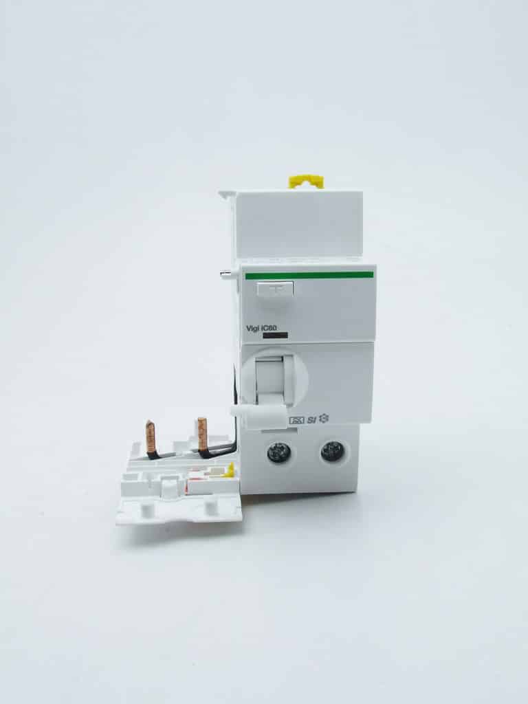 A9V31263 – Acti9 vigi iC60 – bloc différentiel – 2P 63A 30mA type Asi 400-415V