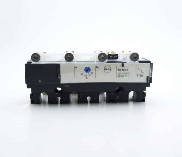LV430451 – DECLENCHEUR TM125D 4P4D POUR DISJONCTEUR NSX160/250