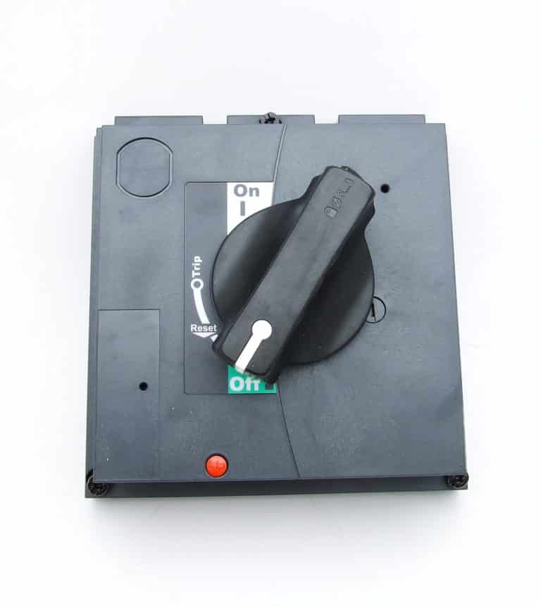 LV432597 – COMMANDE ROTATIVE DIRECTE STANDARD ACCESSOIRE DISJONCTEUR NSX400/630